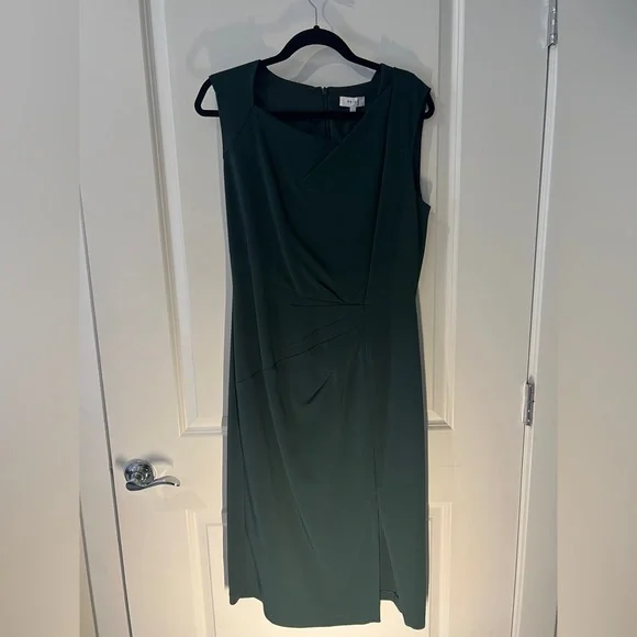 green dress reiss REISS Green Ginny Petite Ruched Jersey Midi Dress UK 6 main image 0